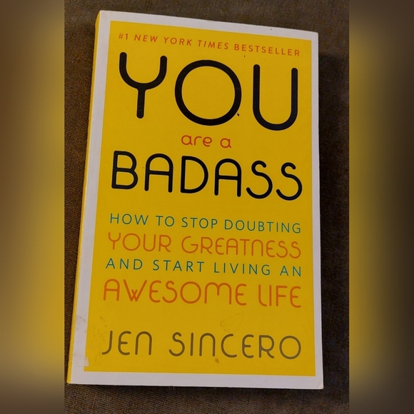 Book You are a Bad Ass by Jen Sincero Paperback Read - Picture 1 of 2